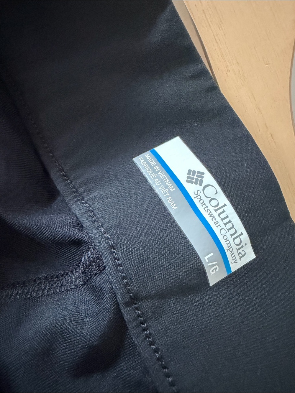 Columbia Black Skort | Omni-Shield | Built-In Shorts | Size Large - Picture 6 of 7